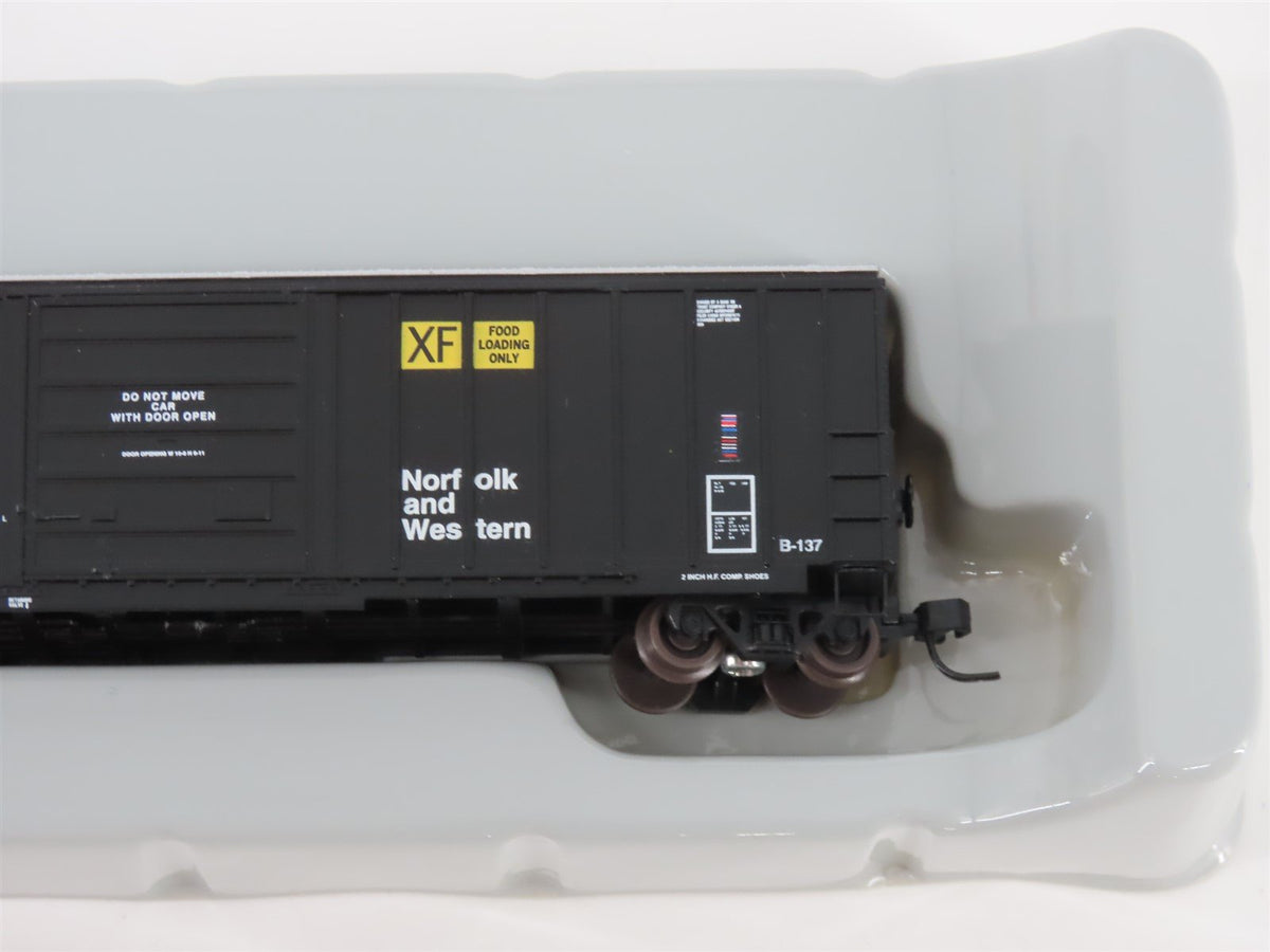 N Scale Athearn 10546 NW Norfolk &amp; Western 50&#39; Single Door Box Car #57571