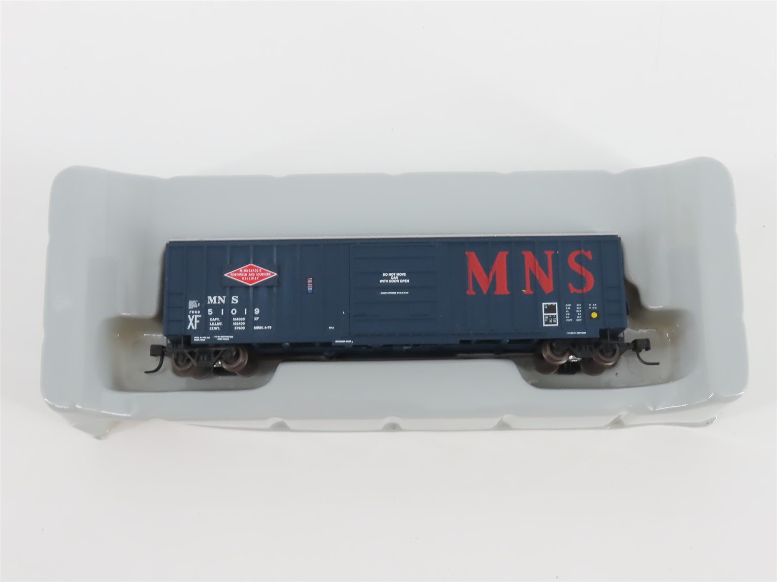 N Scale Athearn 10553 MNS Minneapolis Northfield & Southern 50' Box Car #51019