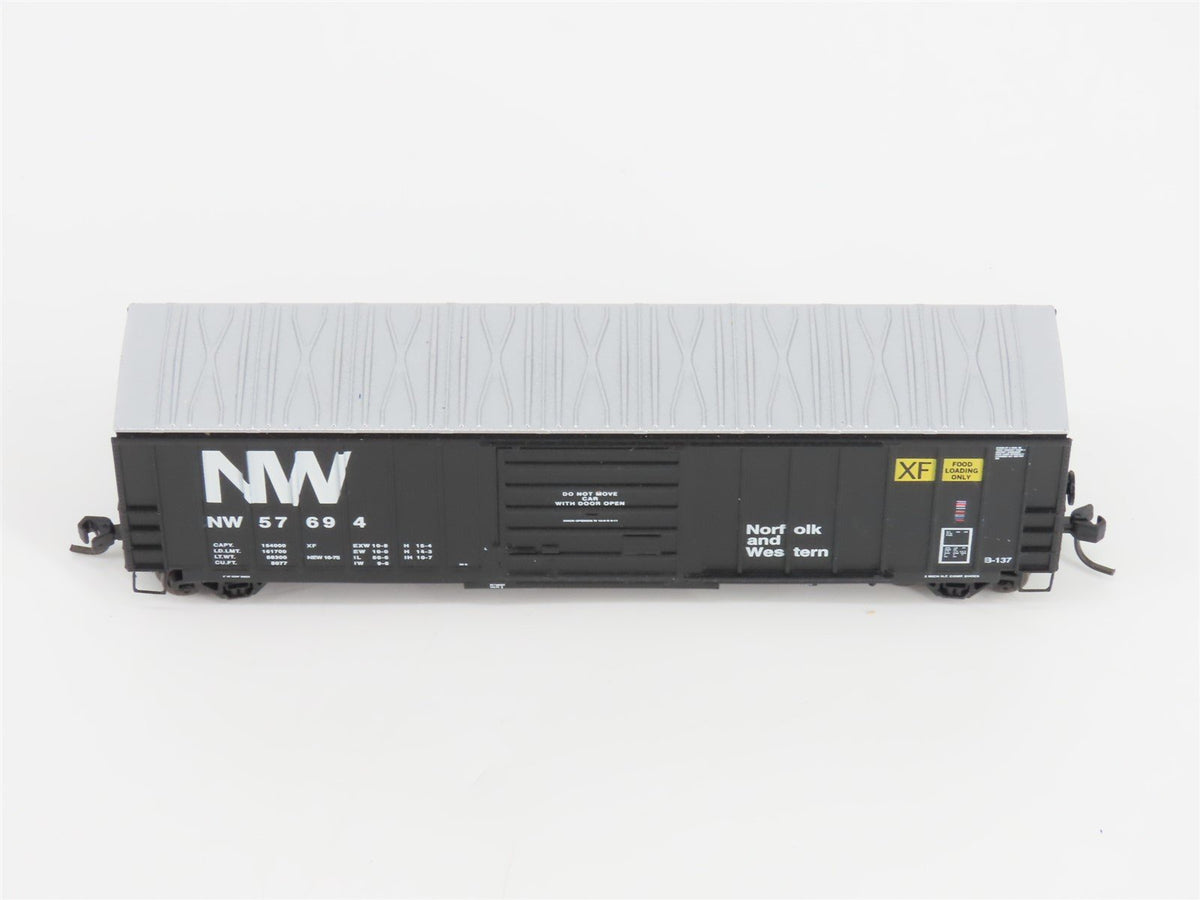 N Scale Athearn 10545 NW Norfolk &amp; Western 50&#39; Single Door Box Car #57694