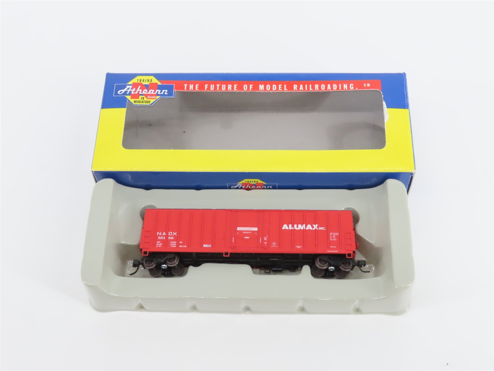 N Scale Athearn 10658 NADX ALUMAX 50' Single Door Box Car #50186