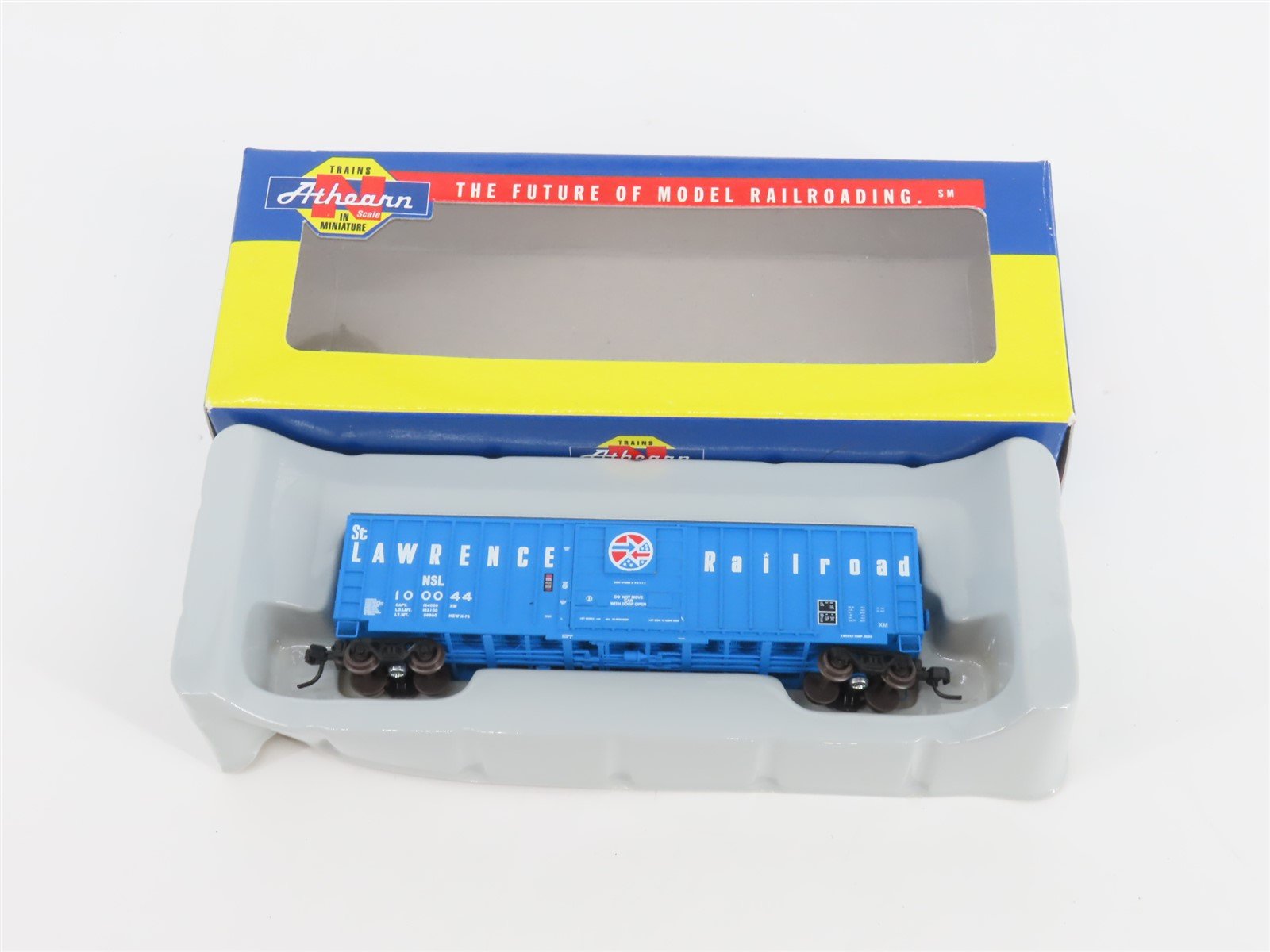 N Scale Athearn 10549 NSL St Lawrence Railroad 50' Single Door Box Car #100044