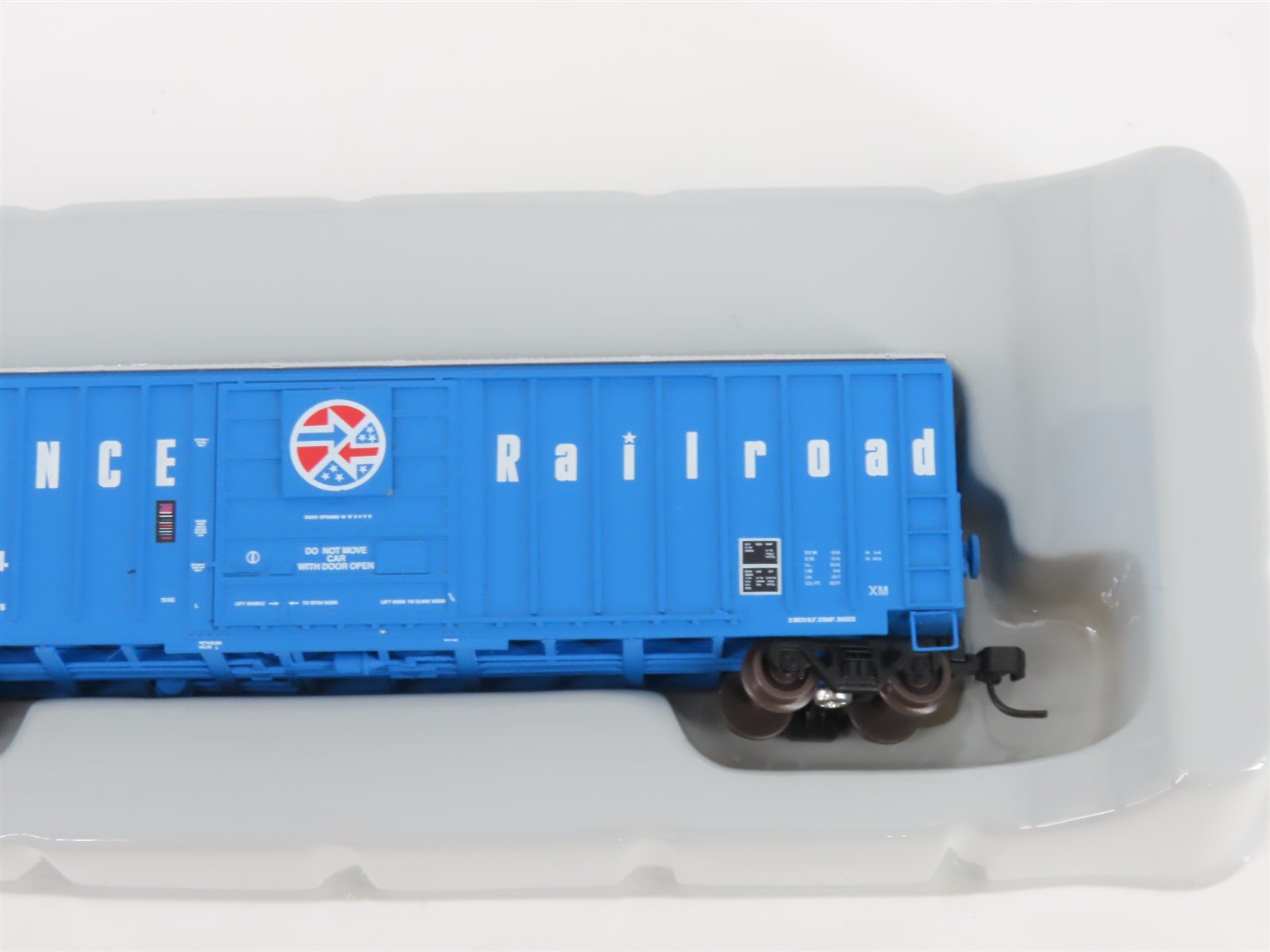 N Scale Athearn 10549 NSL St Lawrence Railroad 50' Single Door Box Car #100044