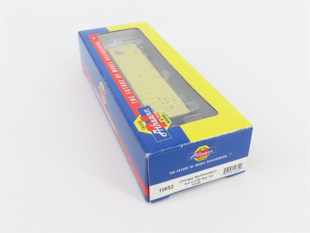 N Scale Athearn 10652 CNW Chicago Northwestern 50&#39; Single Door Box Car #33720