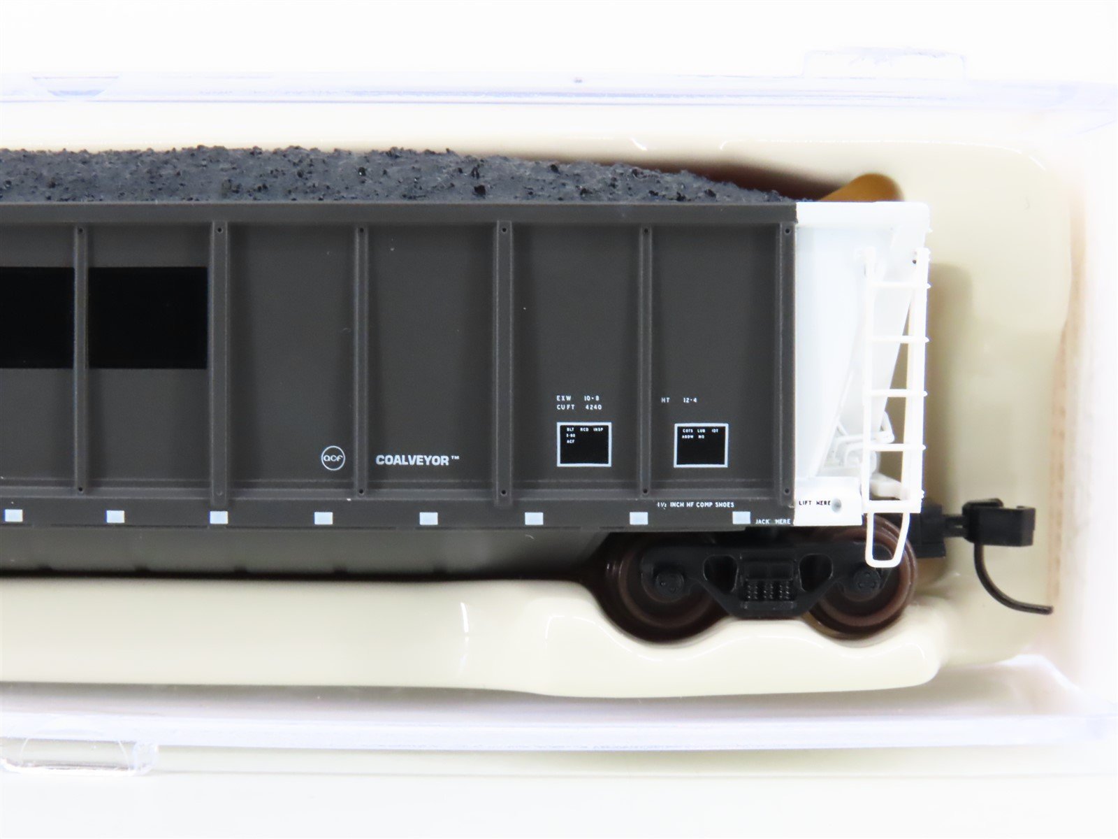 N Scale Atlas 43810-11 GBRX Greenbriar Leasing Coalveyor Hopper #92100 w/Load