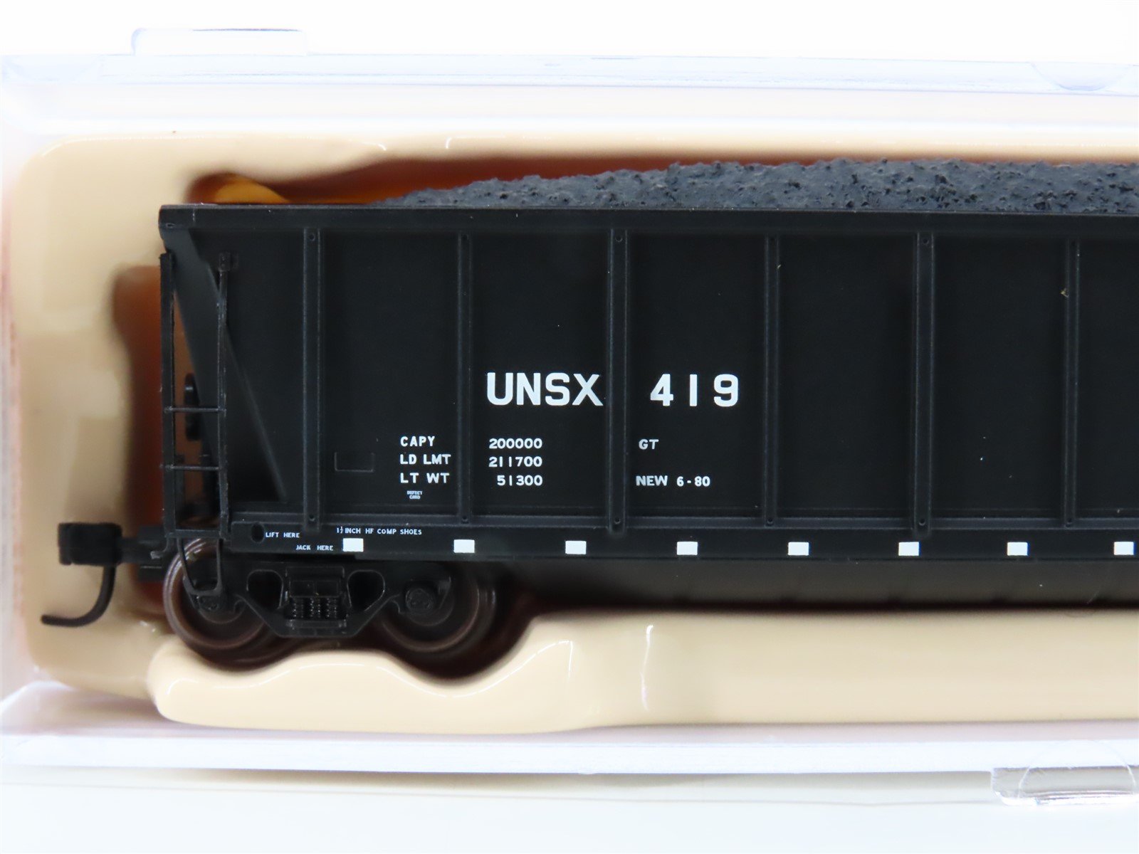 N Scale Atlas 43806-3 UNSX Unitrain Services Coalveyor Hopper #419 w/Coal Load