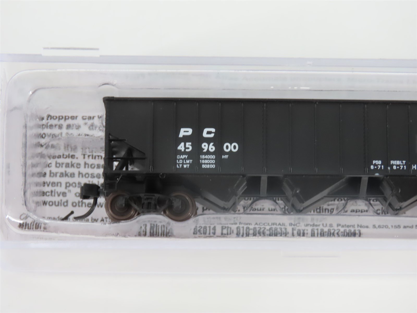 N Bluford Shops 14146 PC Penn Central 3-Bay Rib-Side Hopper #459600 w/ Load