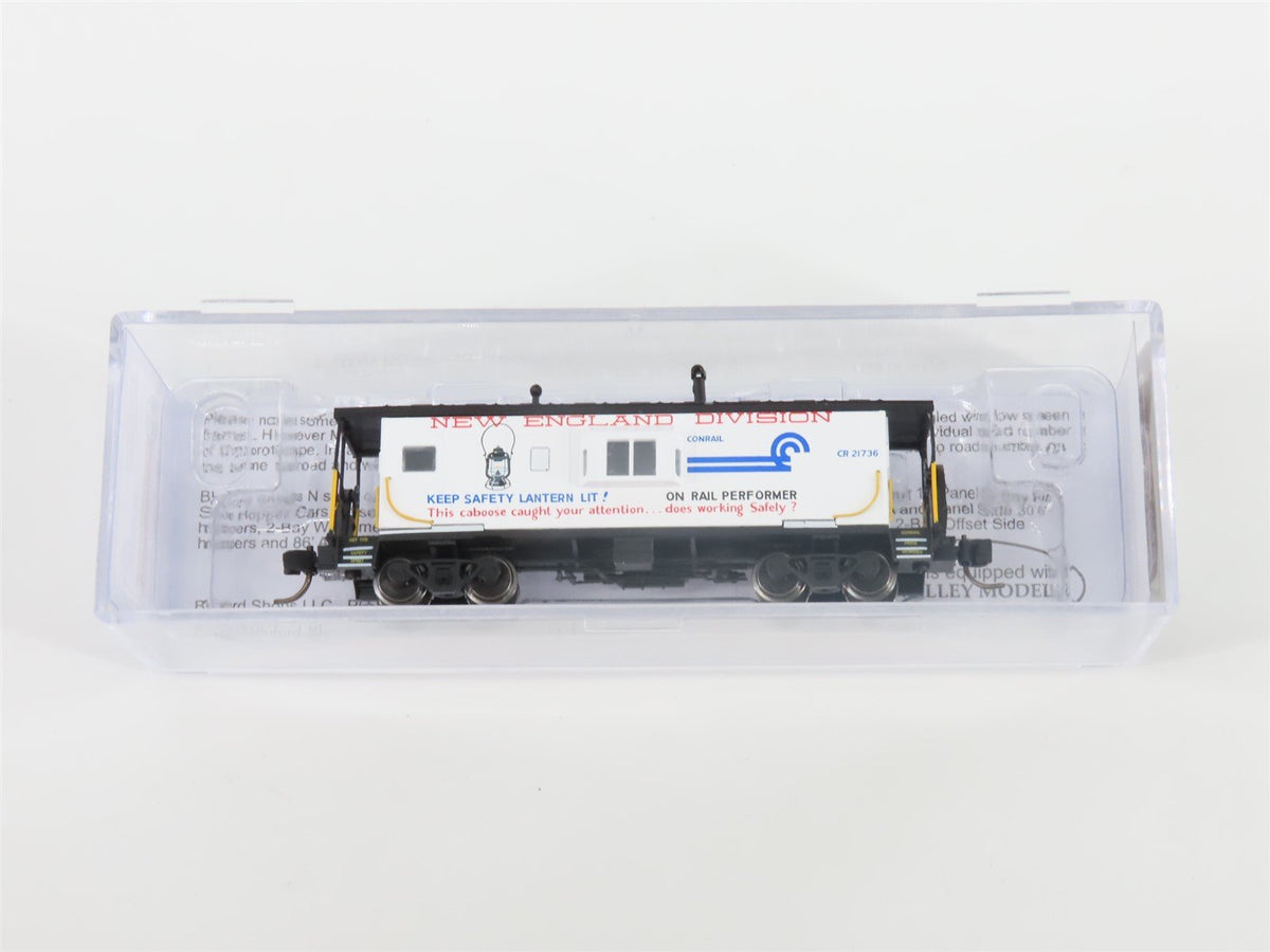 N Bluford Shops NSE BLU21-15 CR Conrail New England Bay Window Caboose #21736