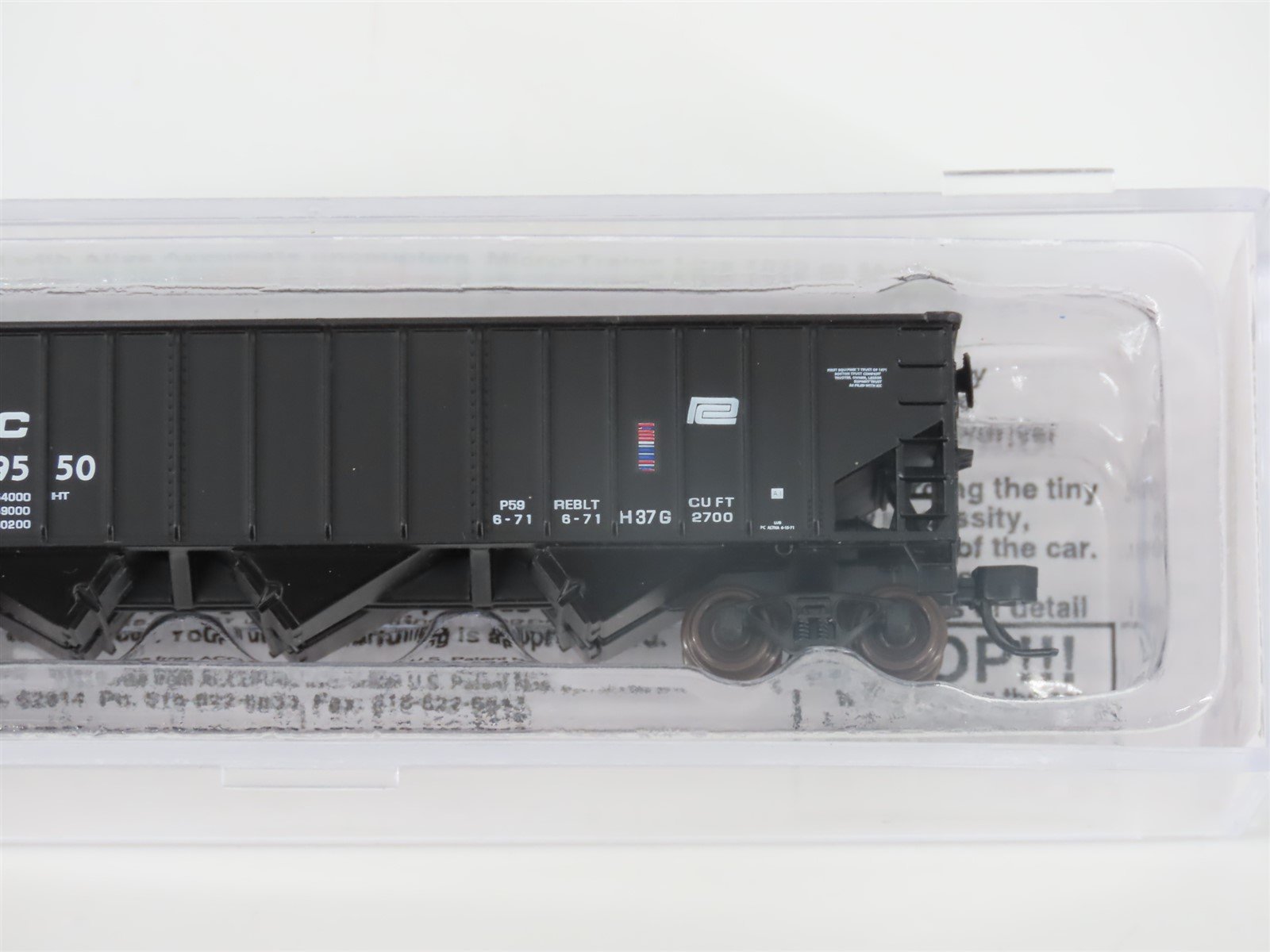 N Bluford Shops 14143 PC Penn Central 3-Bay Rib-Side Hopper #459550 w/ Load