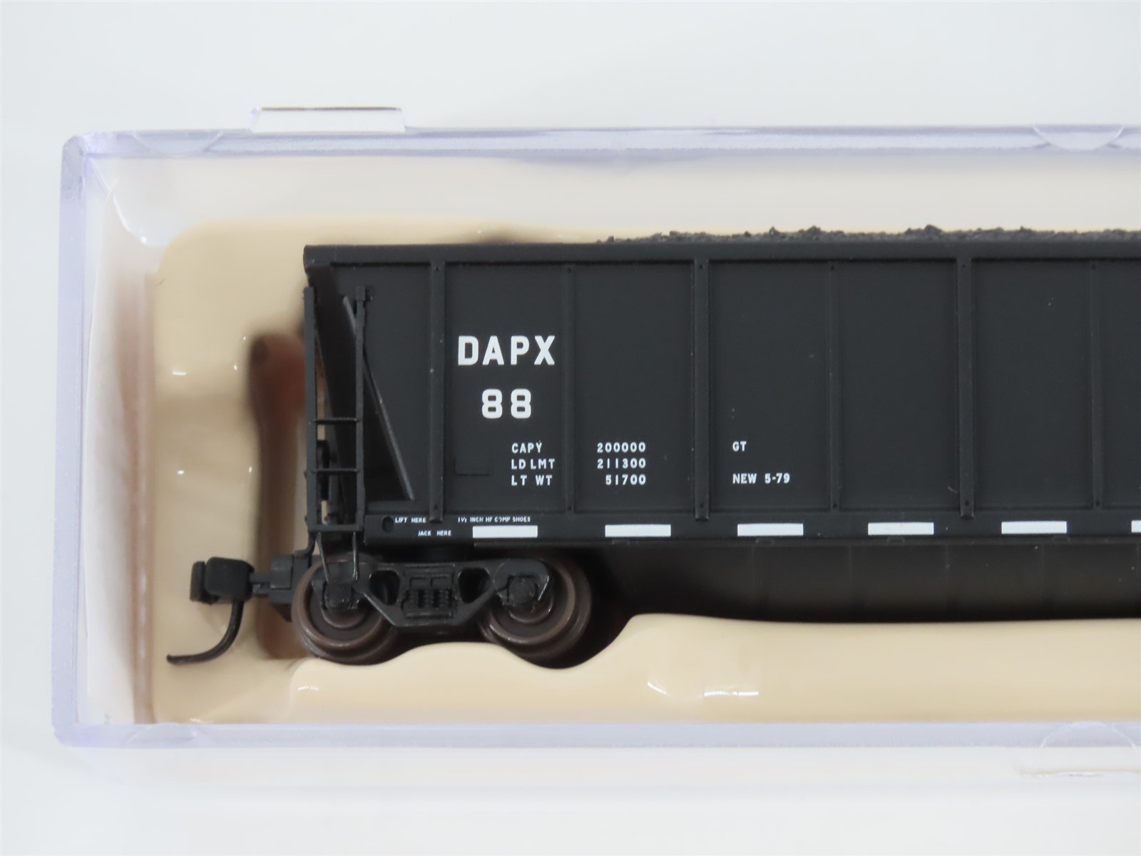 N Scale Atlas 43805-12 DAPX Dairyland Power Cooperative Coalveyor #88 w/ Load