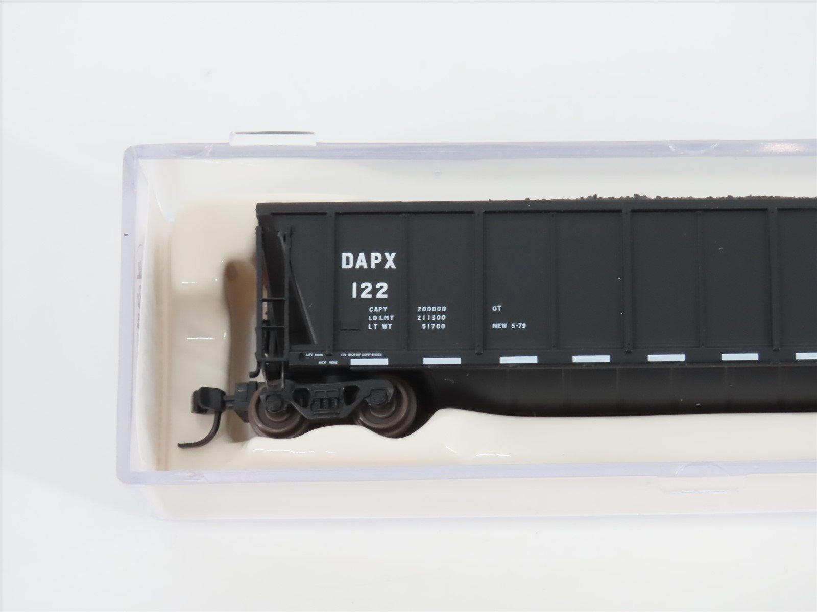 N Scale Atlas 43805-14 DAPX Dairyland Power Cooperative Coalveyor #122 w/ Load