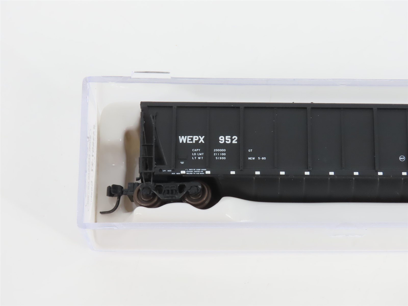 N Scale Atlas 43807-27 WEPX Wisconsin Electric Power Co. Coalveyor #952 w/ Load