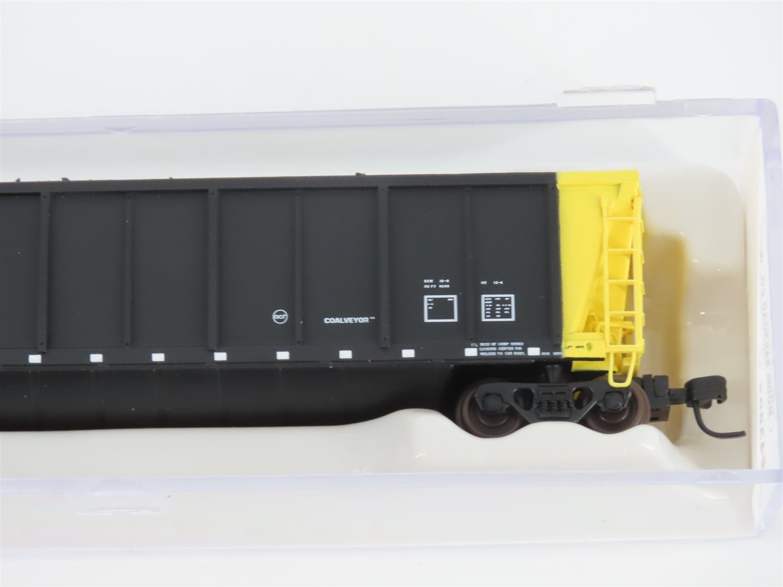 N Scale Atlas 43807-36 WEPX Wisconsin Electric Power Co. Coalveyor #1029 w/ Load
