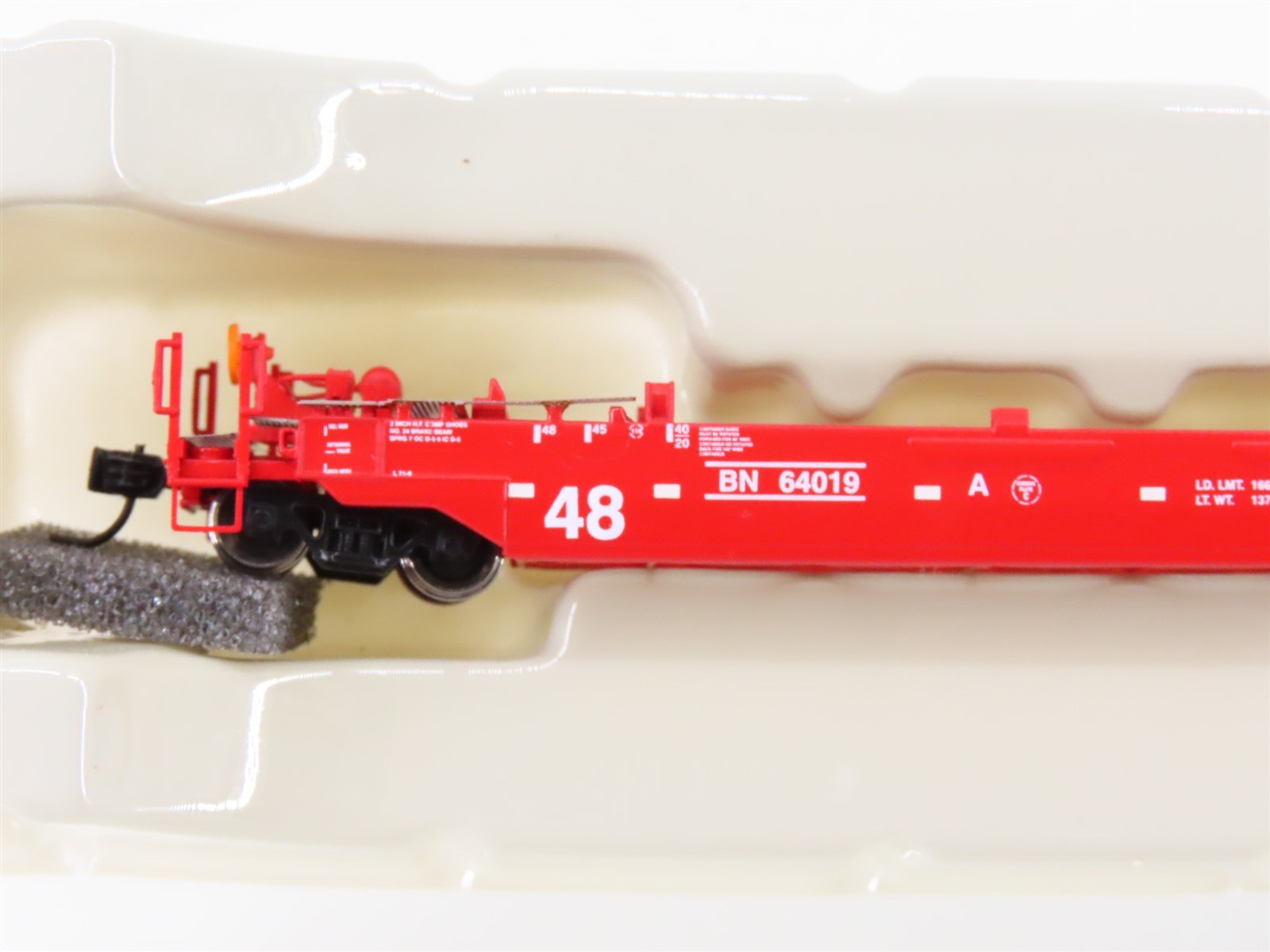 N Scale Athearn 17214 BN Railway 3-Unit Drawbarred Husky Stack Set