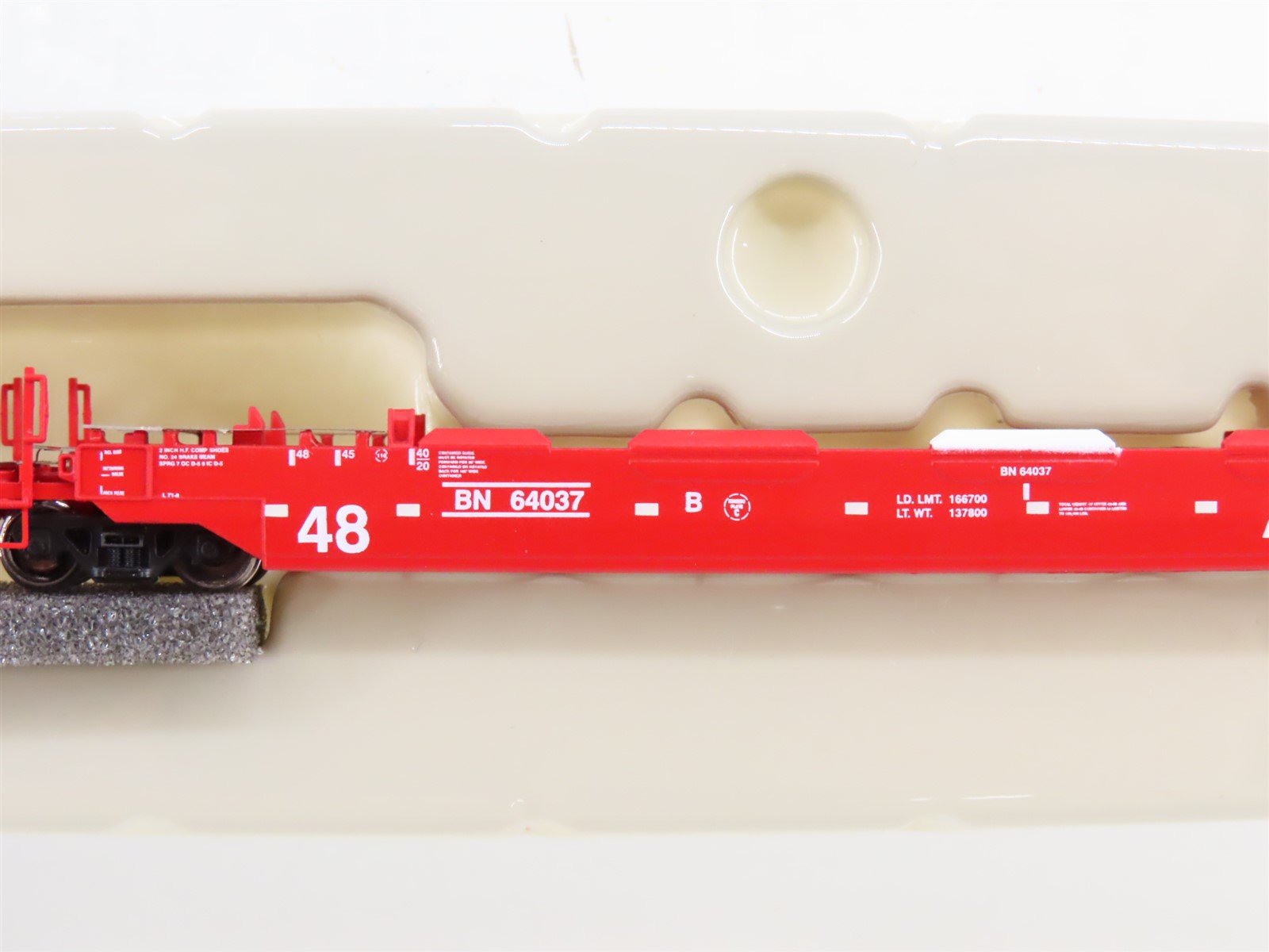 N Scale Athearn 17213 BN Railway 3-Unit Drawbarred Husky Stack Set