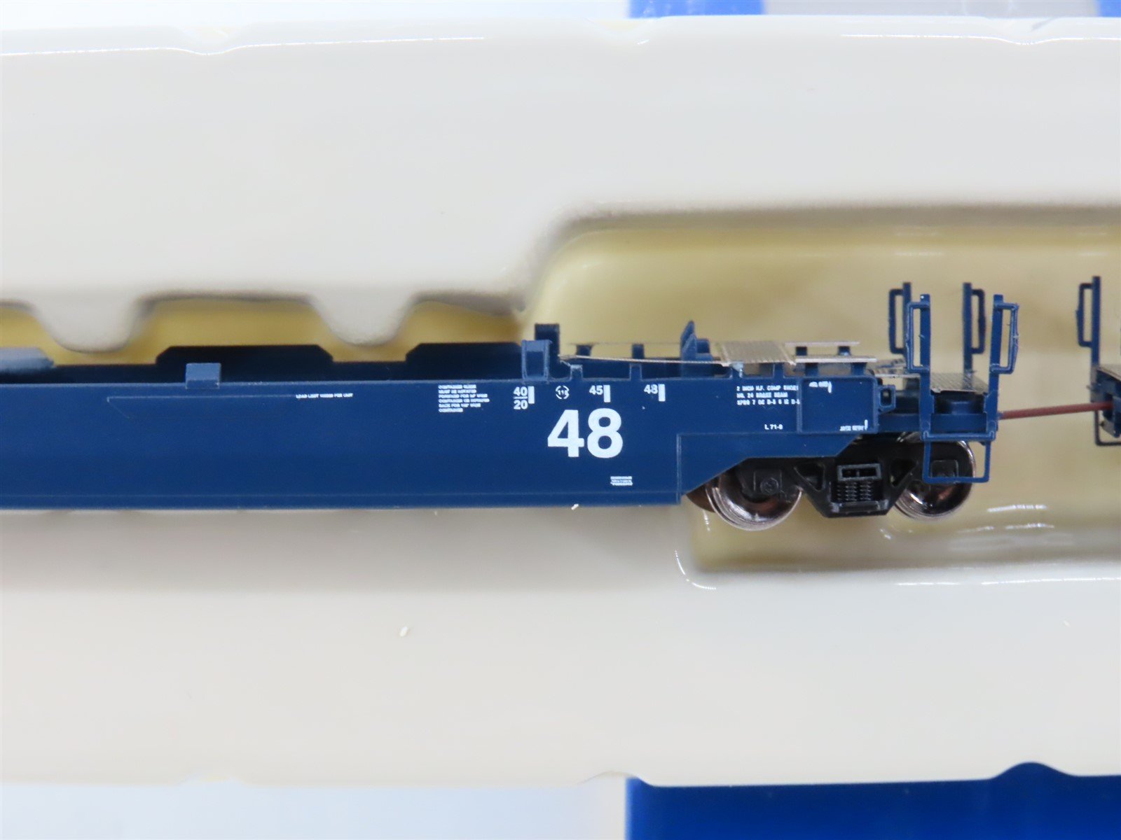 N Scale Athearn 17218 GRBX Blue 4-Unit Drawbarred Husky Stack Set