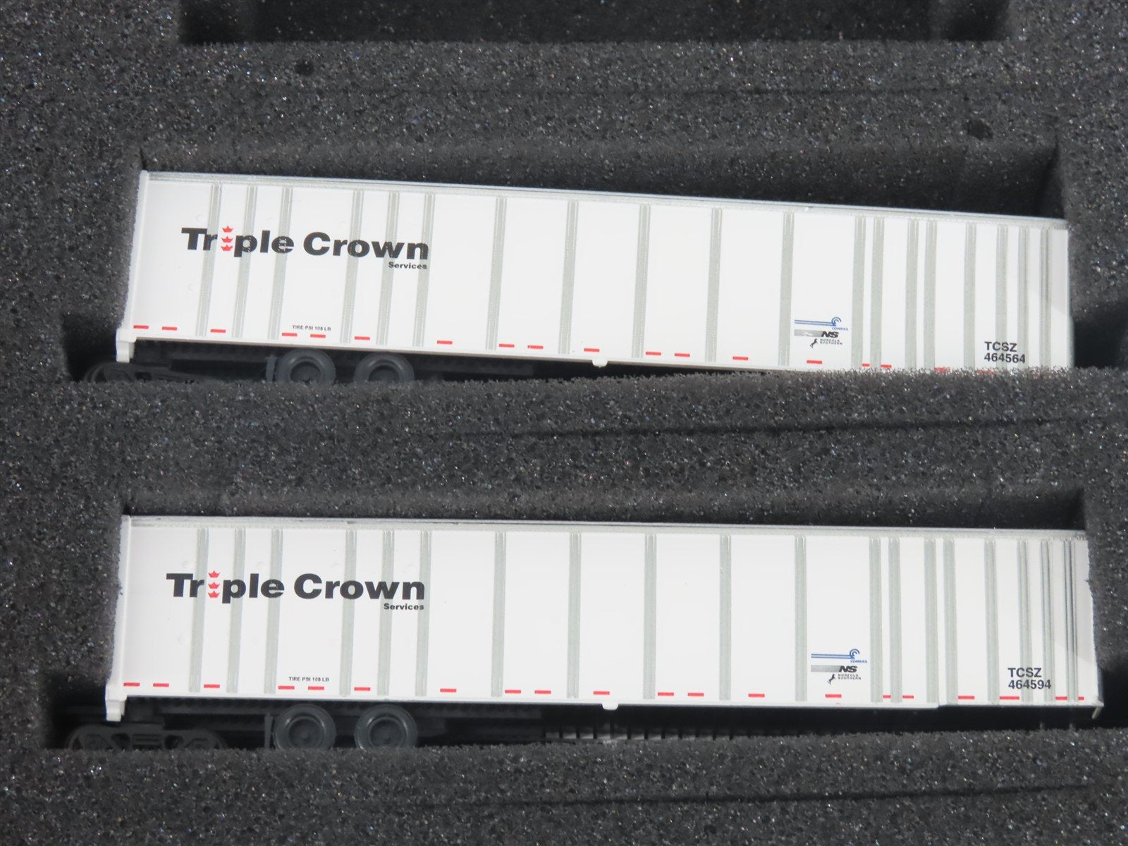 N Deluxe Innovations 180130 Triple Crown Services RoadRailer Trailer 10-Pack
