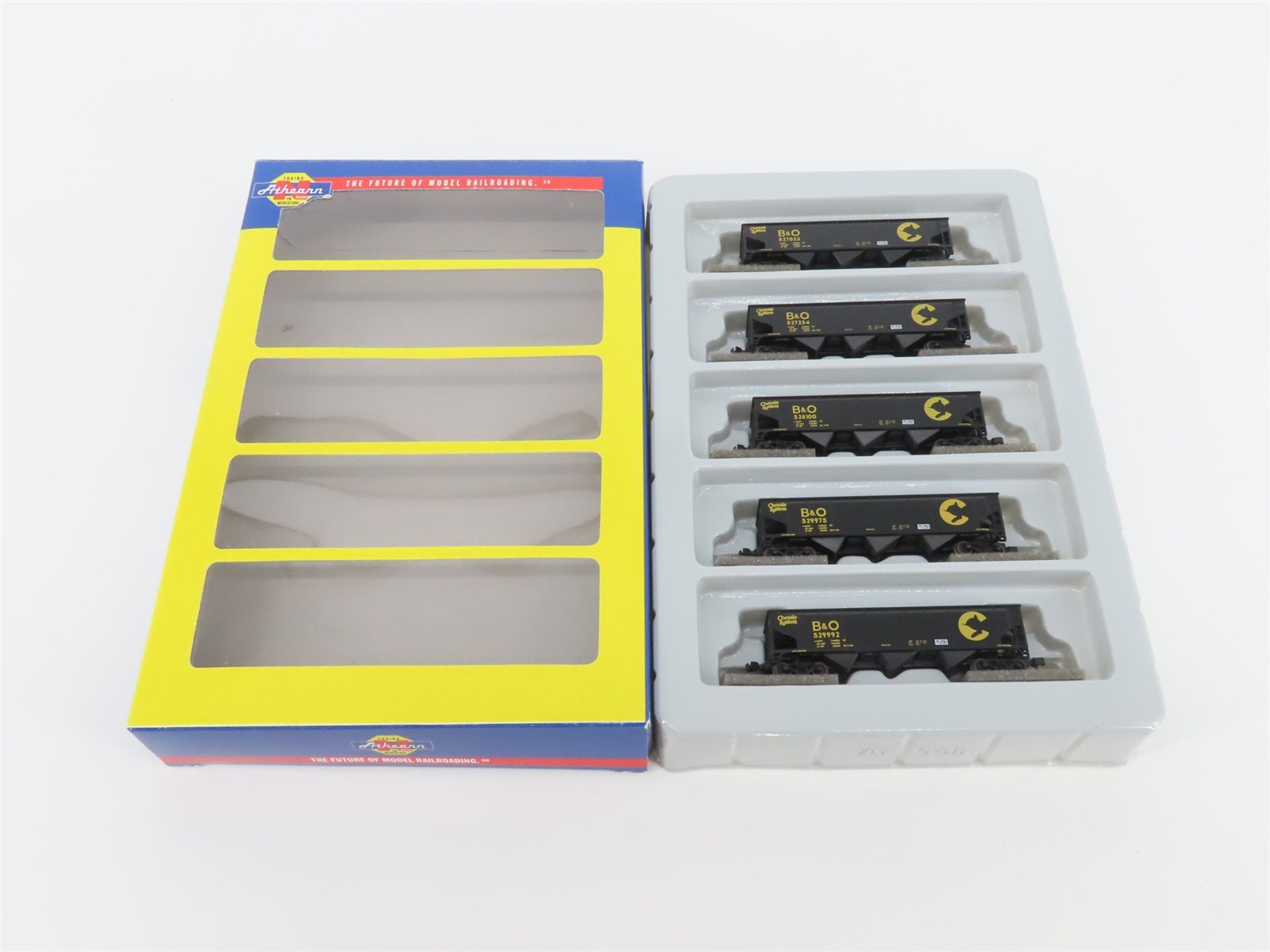 N Scale Athearn 11067 B&O Chessie System 40' 3-Bay Hopper w/ Load 5-Pack