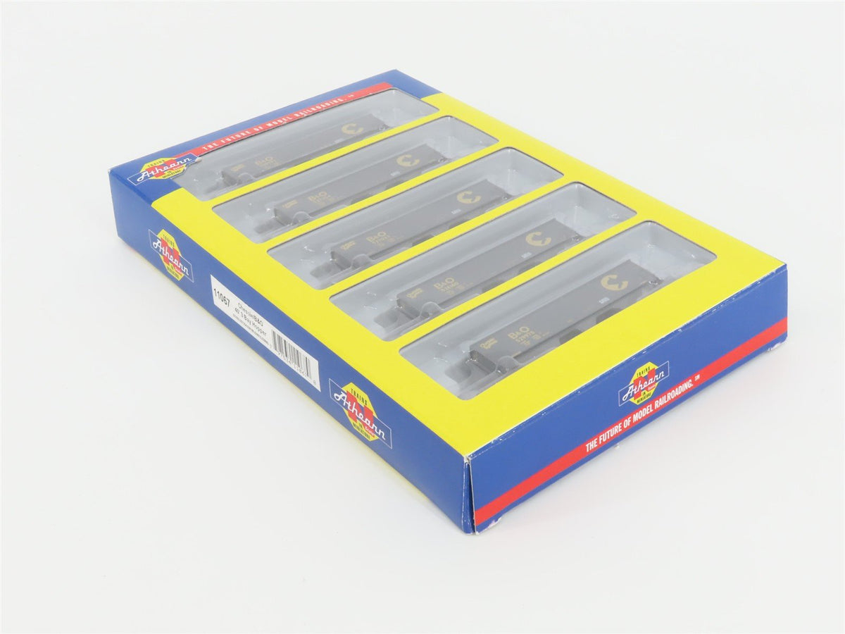 N Scale Athearn 11067 B&amp;O Chessie System 40&#39; 3-Bay Hopper w/ Load 5-Pack