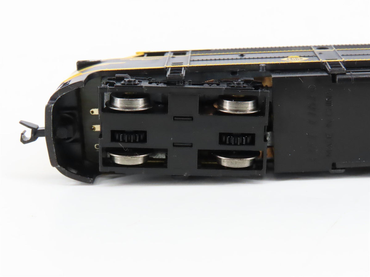 N Scale Life-Like 7415 Erie FA1 Diesel Locomotive #725A