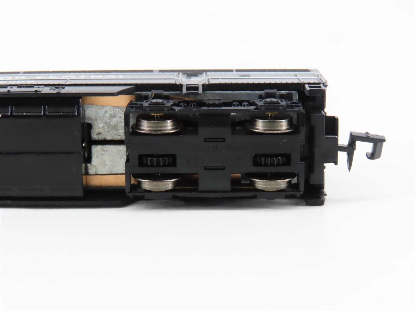 N Scale Life-Like 7224 NYC New York Central C-Liner A Unit Diesel #5008