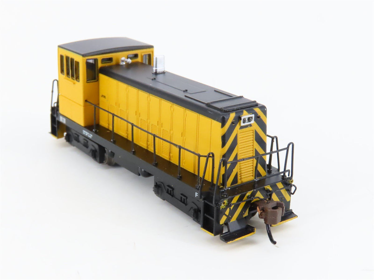 N Scale Bachmann 82054 Yellow Unlettered GE 70-Ton Diesel Locomotive w/DCC