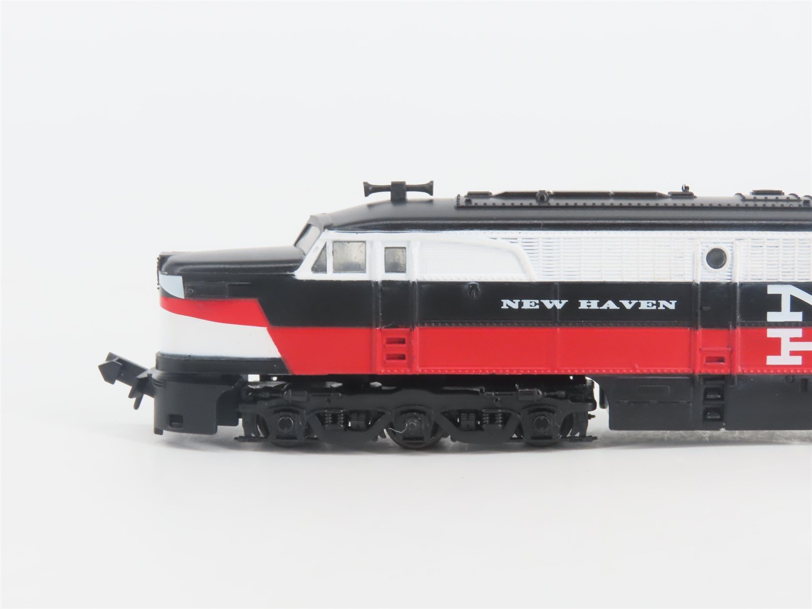 N Scale Con-Cor 0001-008517 NH New Haven 