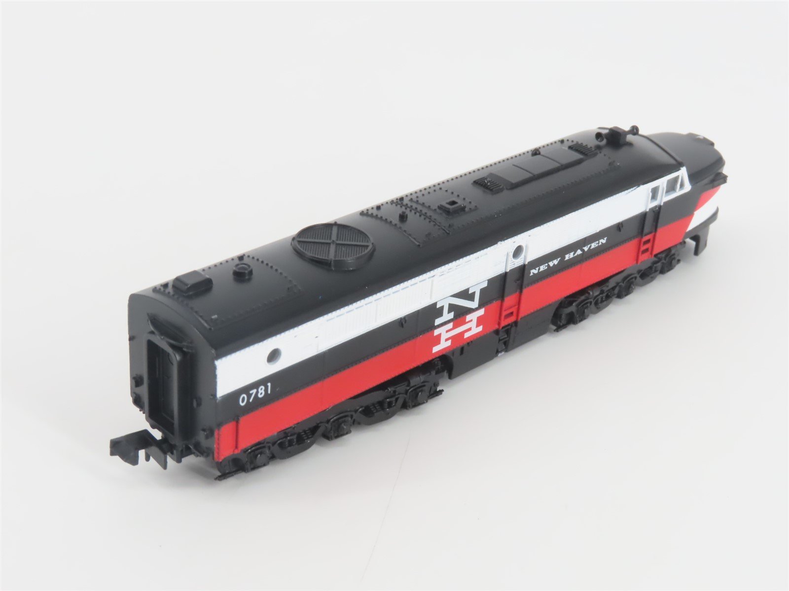 N Scale Con-Cor 0001-008517 NH New Haven 