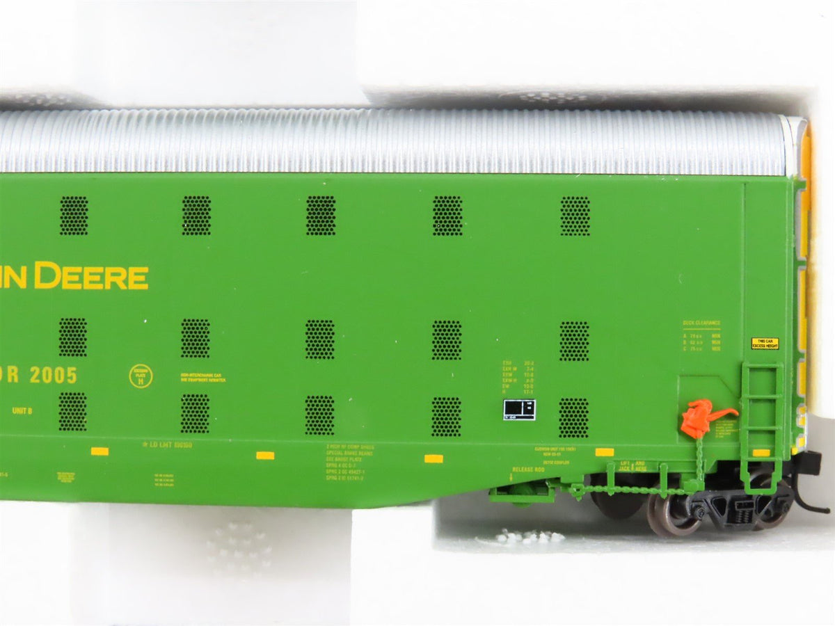 N Scale Athearn John Deere SD70MAC Diesel Set w/Cars, Track &amp; Transformer