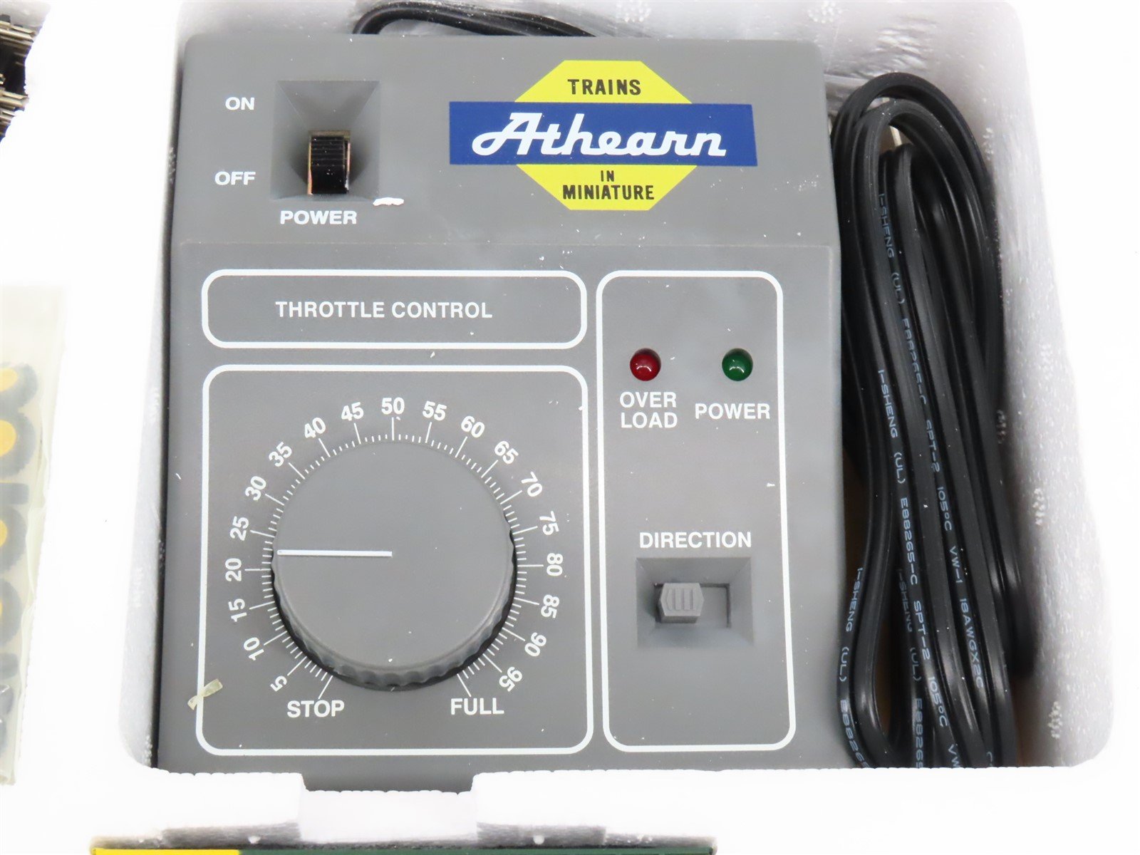 N Scale Athearn John Deere SD70MAC Diesel Set w/Cars, Track & Transformer