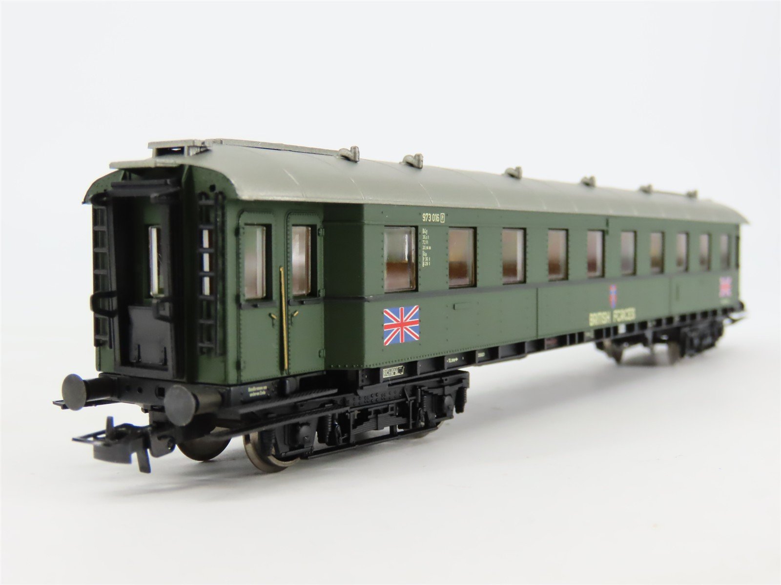 HO Liliput L350081 British Forces Royal Transportation Corps Passenger 2-Car Set