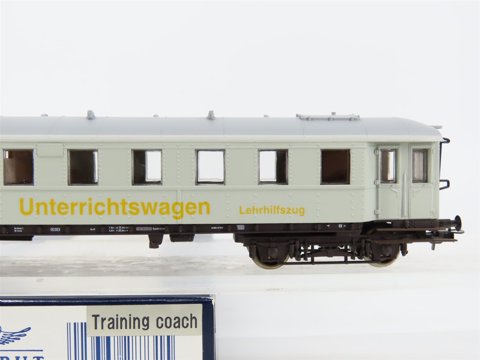 HO Scale Liliput L328731 DB Deutsche Bahn Training Coach Passenger Car #019-9