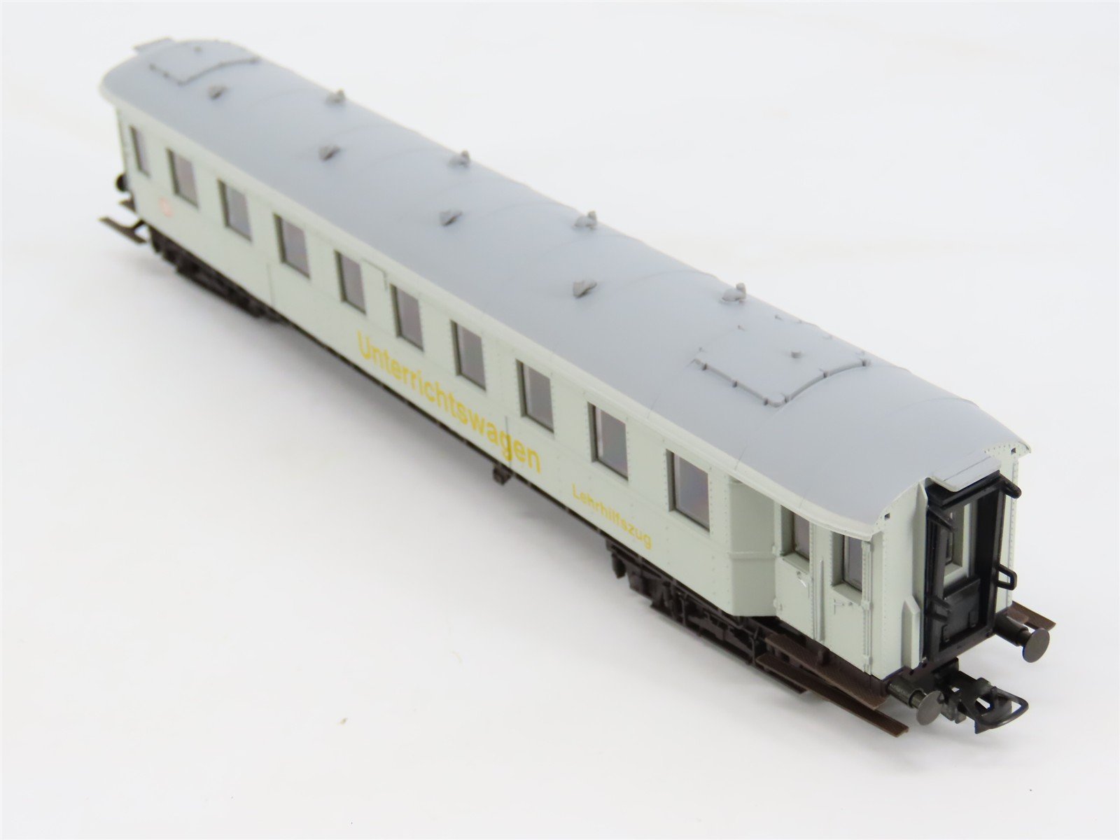 HO Scale Liliput L328731 DB Deutsche Bahn Training Coach Passenger Car #019-9