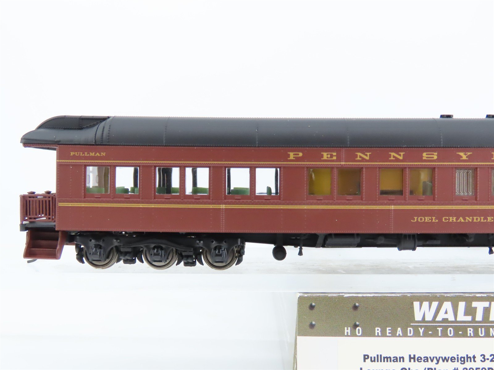 HO Walthers 932-10254 PRR Lounge-Observation Passenger 