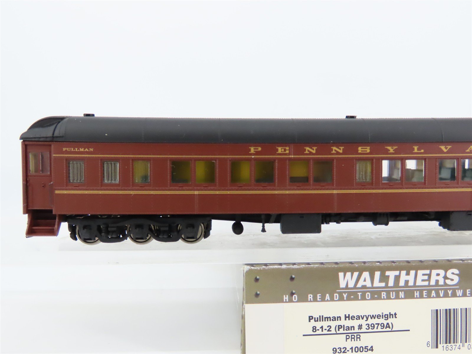 HO Scale Walthers 932--10054 PRR Pennsylvania 8-1-2 Sleeper Passenger Car