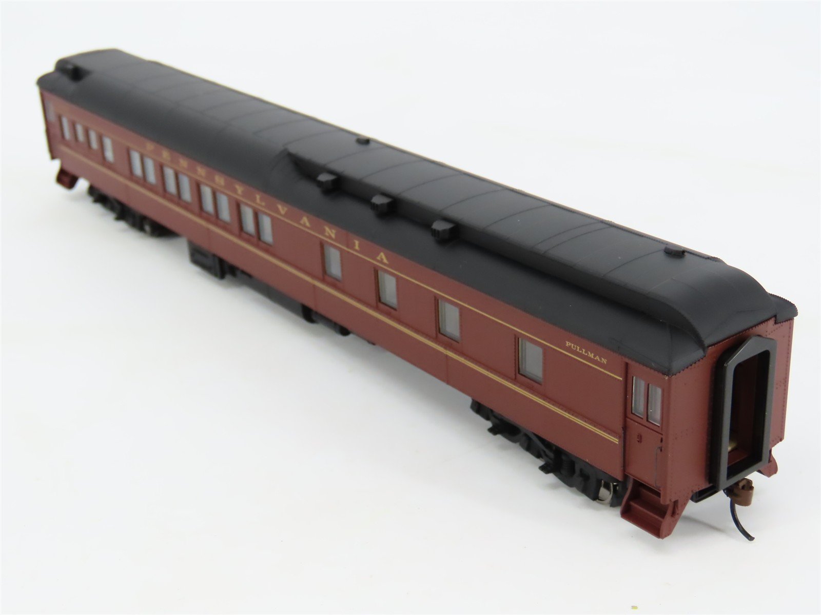 HO Scale Walthers 932--10054 PRR Pennsylvania 8-1-2 Sleeper Passenger Car