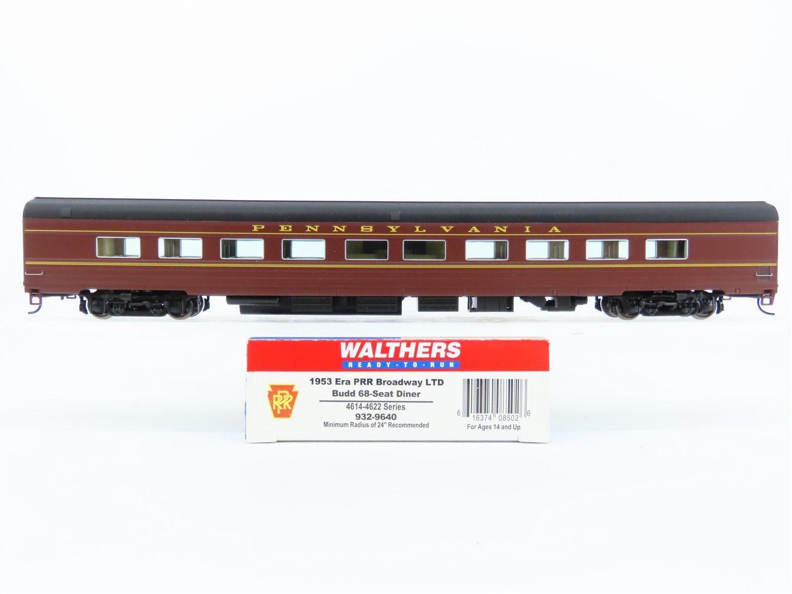 HO Walthers 932-9640 PRR 1953-Era Broadway Limited Budd 68-Seat Diner Passenger