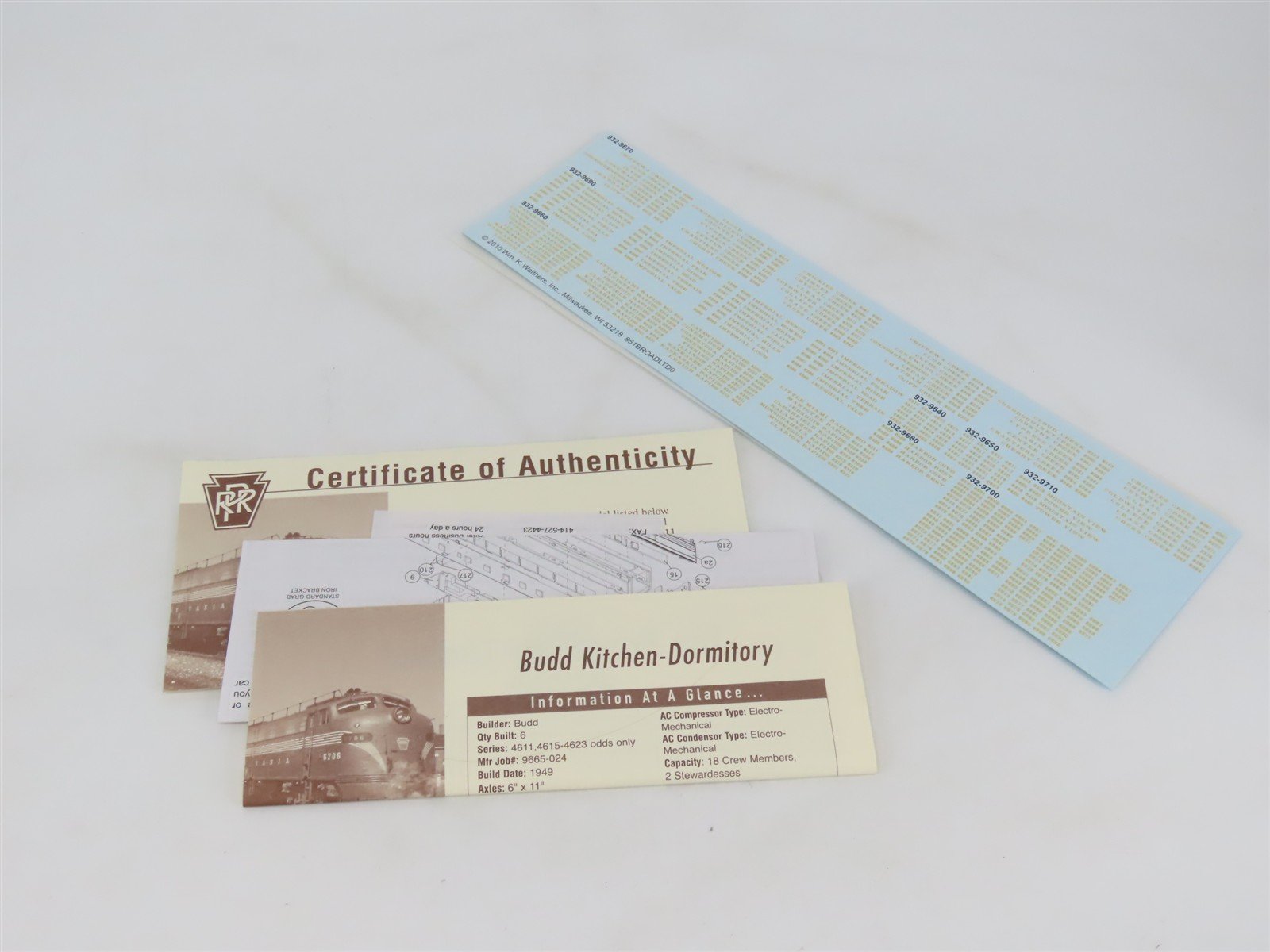 HO Walthers 932-9650 PRR 1953-Era Broadway Limited Budd Kitchen-Dorm Passenger