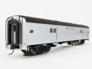 HO Scale Walthers 932-6415 PC Penn Central 73' Budd Baggage Passenger Car