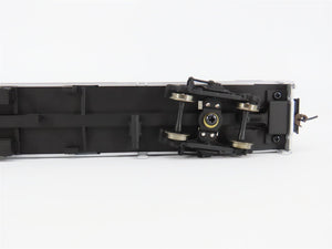 HO Scale Walthers 932-6415 PC Penn Central 73' Budd Baggage Passenger Car