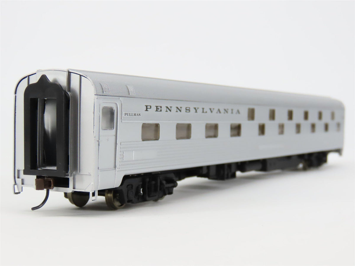 HO Scale Walthers 932-6366 PRR Pennsylvania 85&#39; Budd 24-8 Slumbercoach Passenger