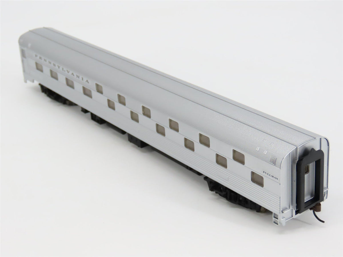 HO Scale Walthers 932-6366 PRR Pennsylvania 85&#39; Budd 24-8 Slumbercoach Passenger