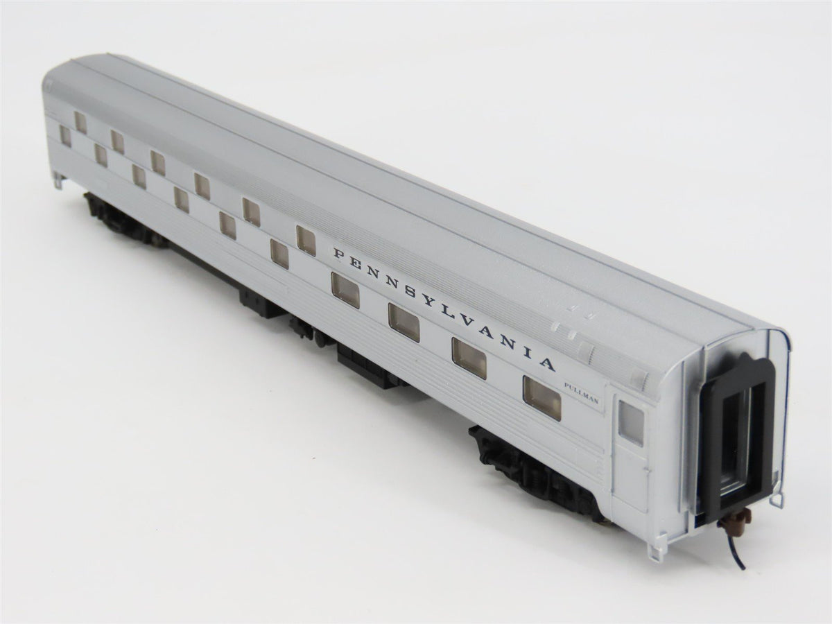 HO Scale Walthers 932-6366 PRR Pennsylvania 85&#39; Budd 24-8 Slumbercoach Passenger