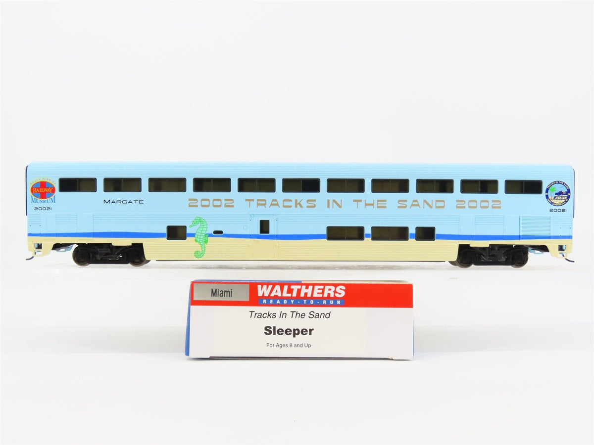 HO Scale Walthers &quot;Tracks in the Sand 2002&quot; Bi-Level Sleeper Passenger Car