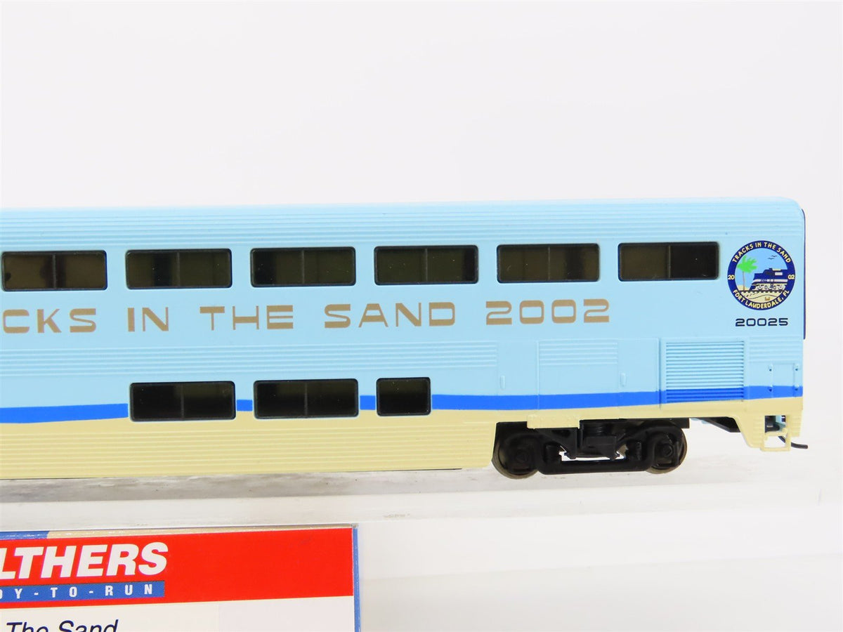 HO Scale Walthers &quot;Tracks in the Sand 2002&quot; Bi-Level Coach Passenger Car