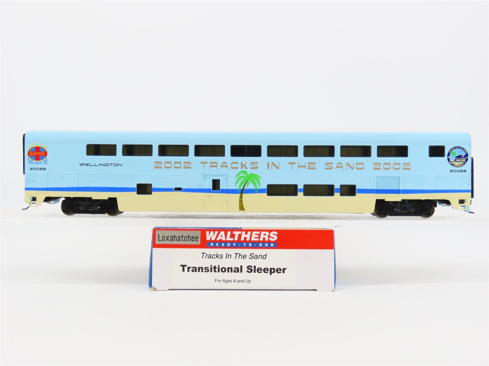 HO Walthers "Tracks in the Sand 2002" Bi-Level Transitional Sleeper Passenger