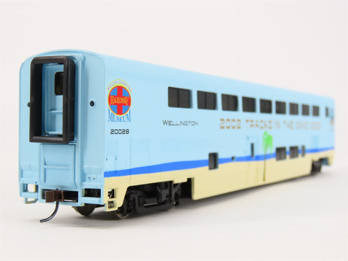HO Walthers &quot;Tracks in the Sand 2002&quot; Bi-Level Transitional Sleeper Passenger