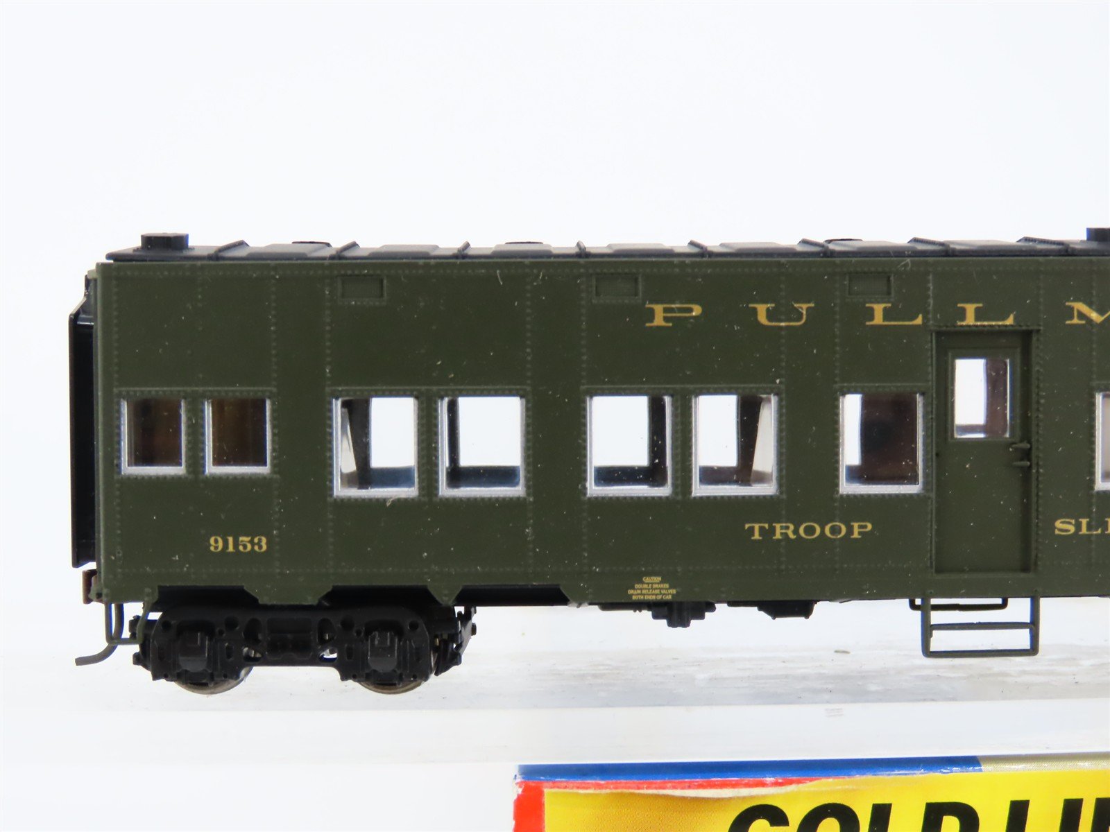 HO Walthers Gold Line 932-4151 Pullman Standard Troop Sleeper Passenger #9153