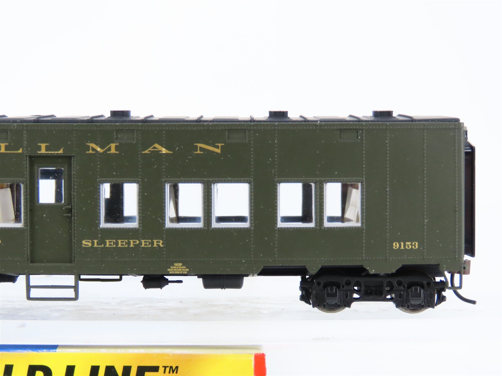 HO Walthers Gold Line 932-4151 Pullman Standard Troop Sleeper Passenger #9153