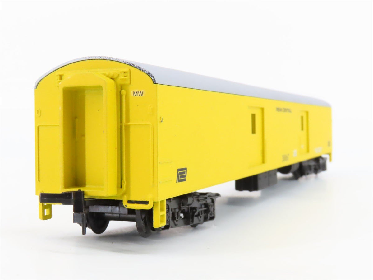 HO Scale AHM/Rivarossi PC Penn Central MOW Baggage Passenger #38867 - Custom