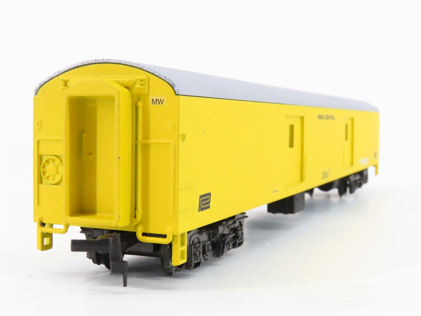 HO Scale AHM/Rivarossi PC Penn Central MOW Baggage Passenger #38867 - Custom